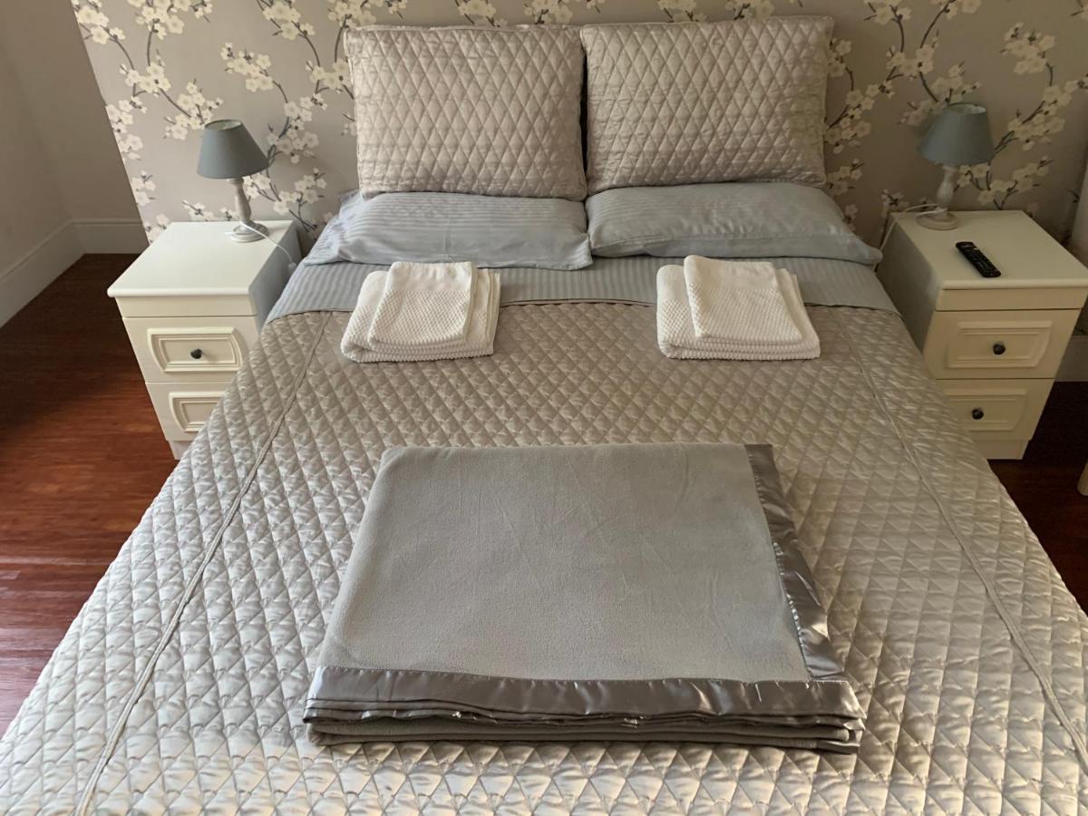Le Pontet Bed and Breakfast Miramont-de-Guyenne Eksteriør billede