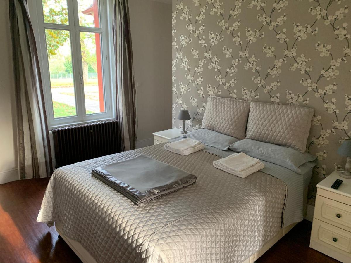 Le Pontet Bed and Breakfast Miramont-de-Guyenne Eksteriør billede