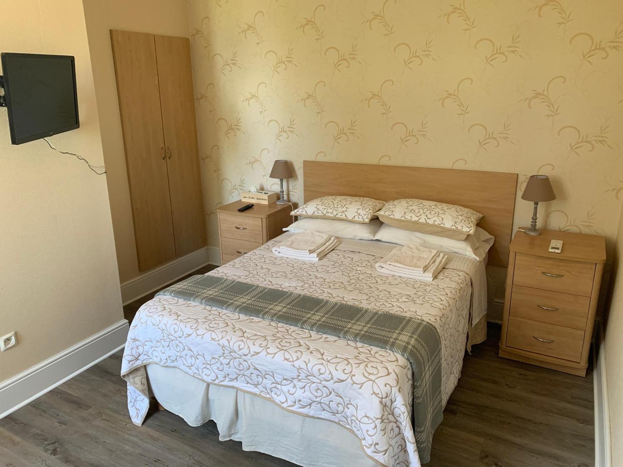 Le Pontet Bed and Breakfast Miramont-de-Guyenne Eksteriør billede