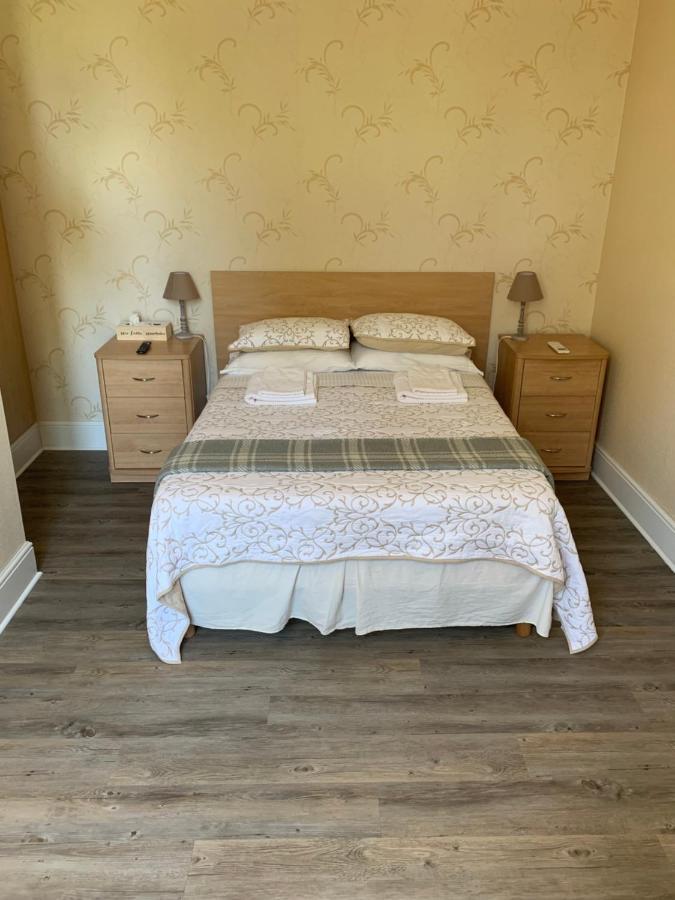 Le Pontet Bed and Breakfast Miramont-de-Guyenne Eksteriør billede