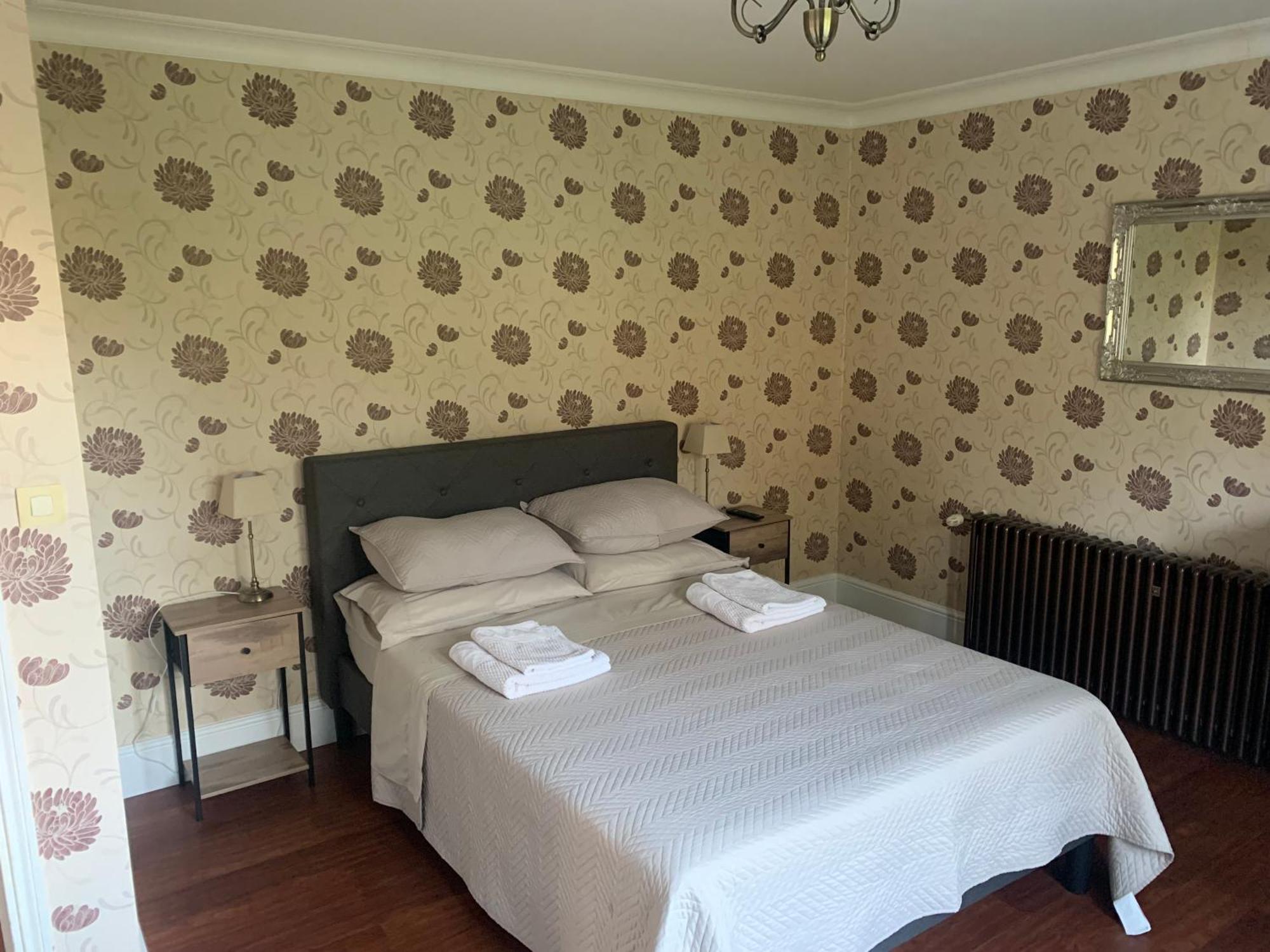 Le Pontet Bed and Breakfast Miramont-de-Guyenne Eksteriør billede