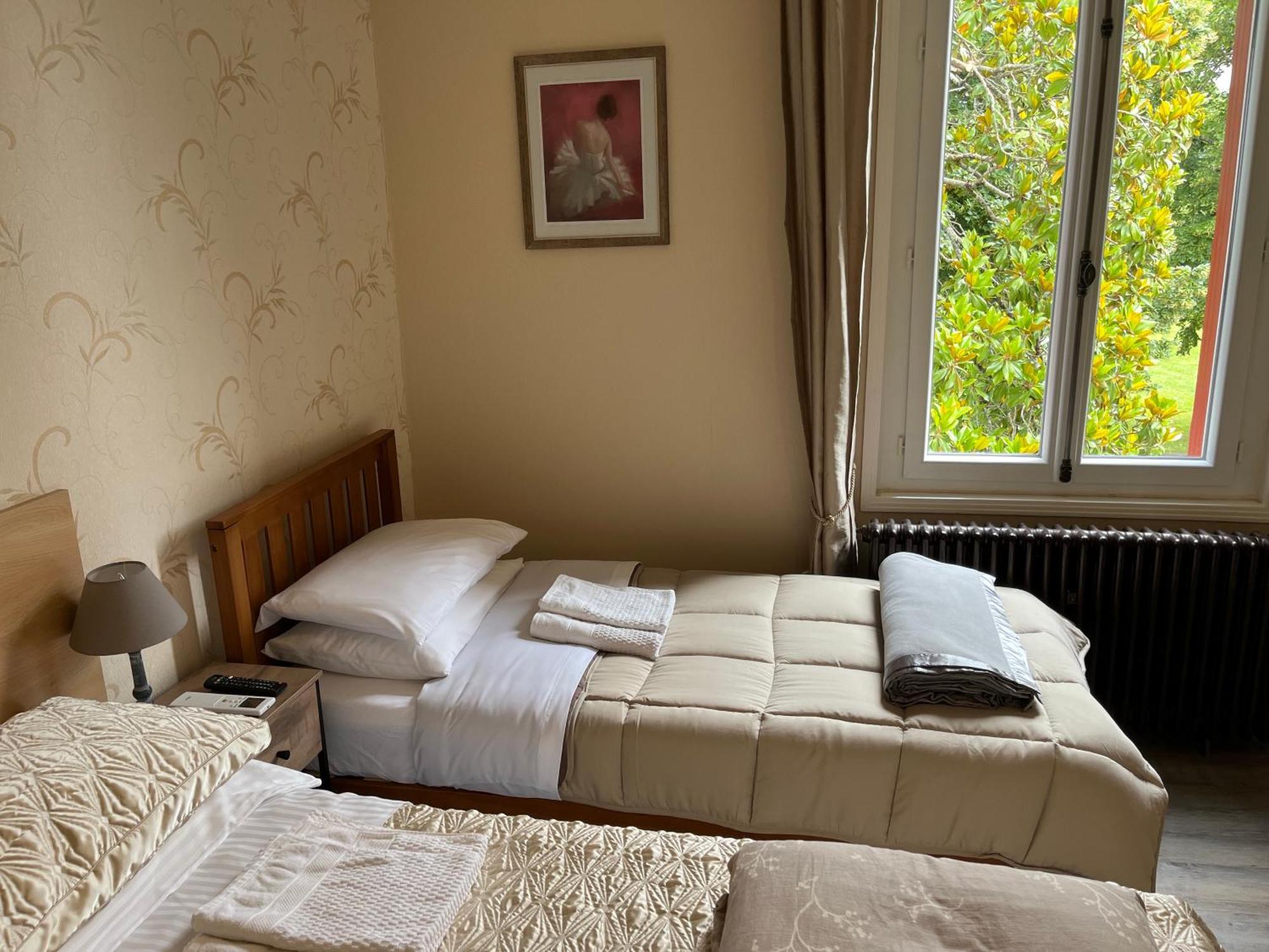 Le Pontet Bed and Breakfast Miramont-de-Guyenne Eksteriør billede